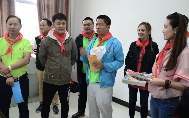 “六一微心愿，愛(ài)心暖童心”湘江電纜攜手村長(zhǎng)李銳愛(ài)心傳遞 點(diǎn)亮未來(lái)